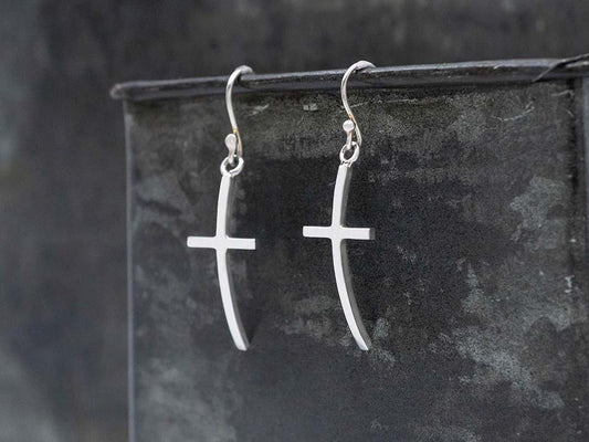 Medium Cuna Cross Earring On Hook